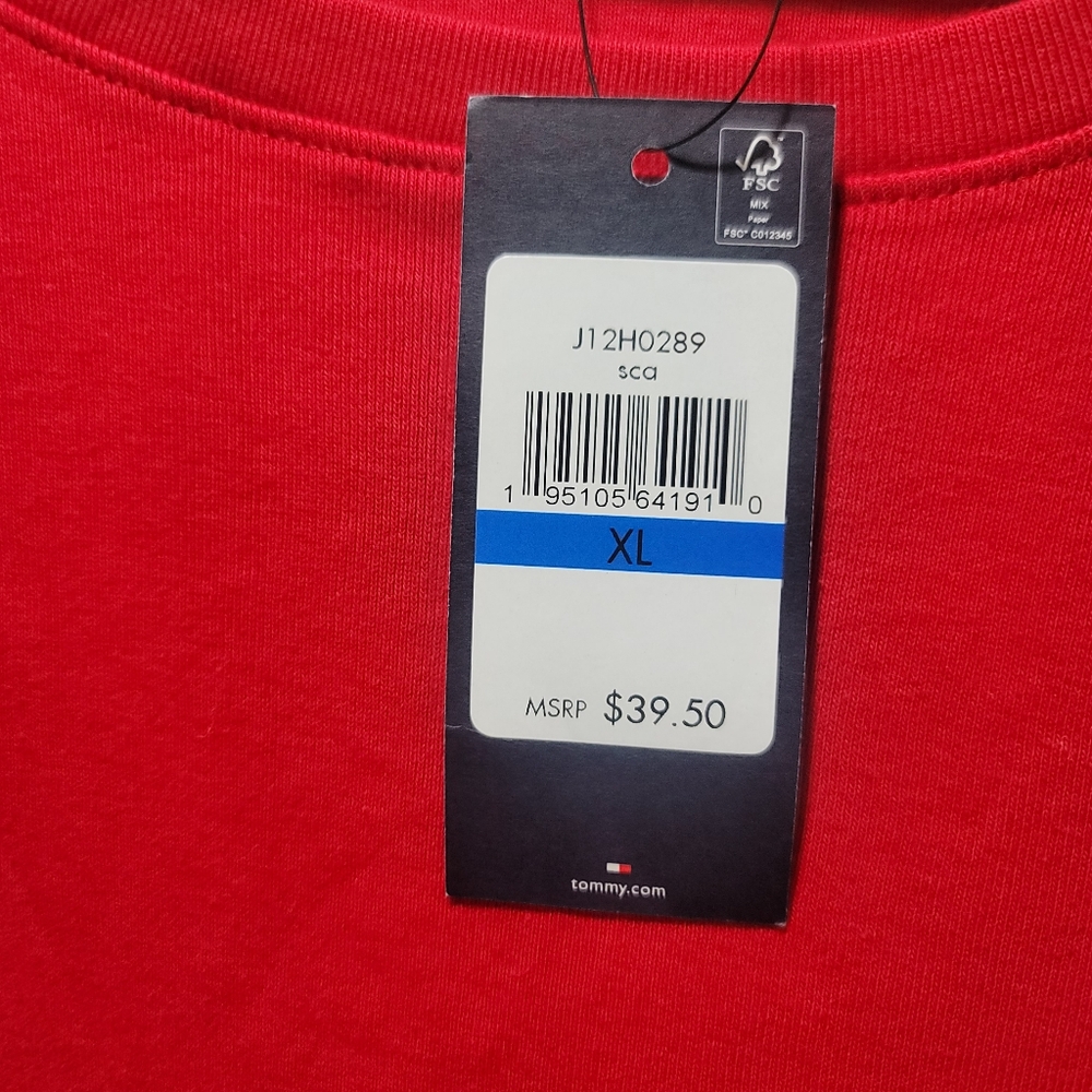 NWT Tommy Hilfiger Red and White T-Shirts XL - 2 For 1!! - Picture 4 of 10